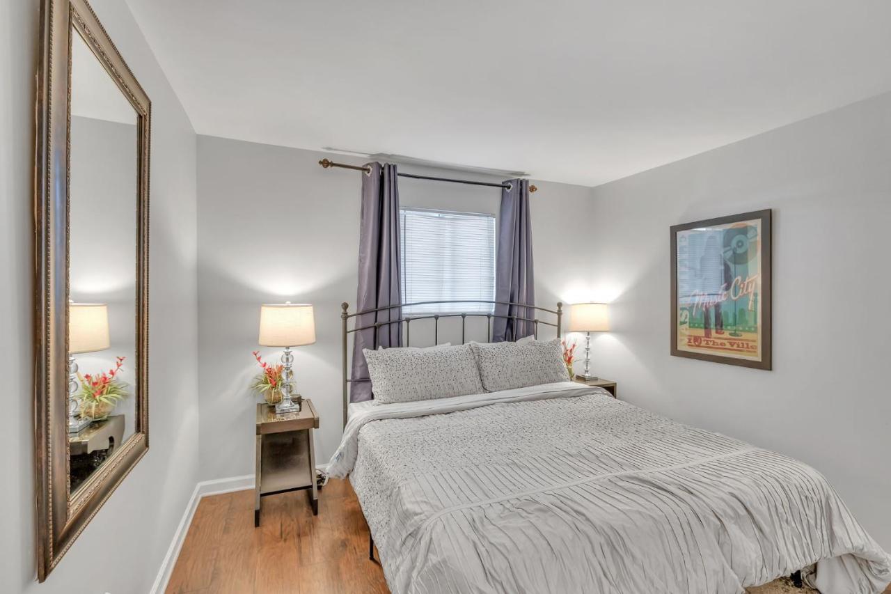 Nash Gold Private Condo - 2Bed, 2Bath, Sleep 6, 25 Min Walk To Broadway And All Nashville Attractions, Pool, Gym Eksteriør billede