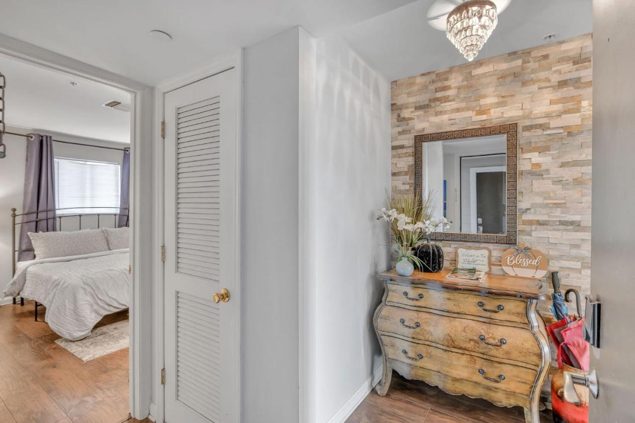 Nash Gold Private Condo - 2Bed, 2Bath, Sleep 6, 25 Min Walk To Broadway And All Nashville Attractions, Pool, Gym Eksteriør billede