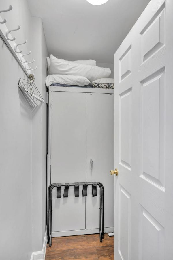 Nash Gold Private Condo - 2Bed, 2Bath, Sleep 6, 25 Min Walk To Broadway And All Nashville Attractions, Pool, Gym Eksteriør billede